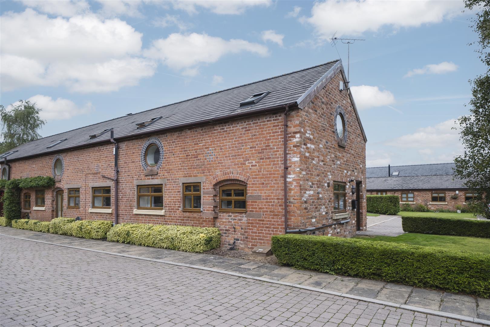 3 bedroom  House for Sale in Oakmere